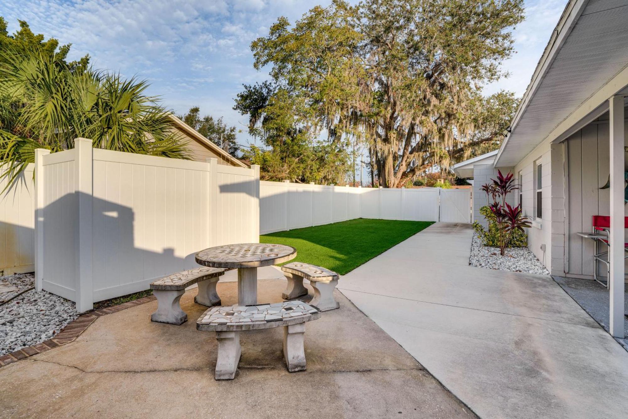 Updated Tavares Retreat Less Than 1 Mile To Boat Ramp Exterior photo